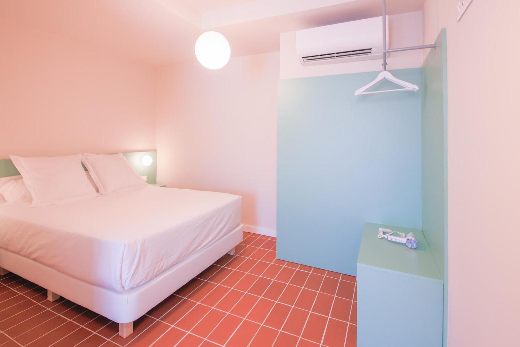 Terra Aurea Aparthotel Salou Exterior foto